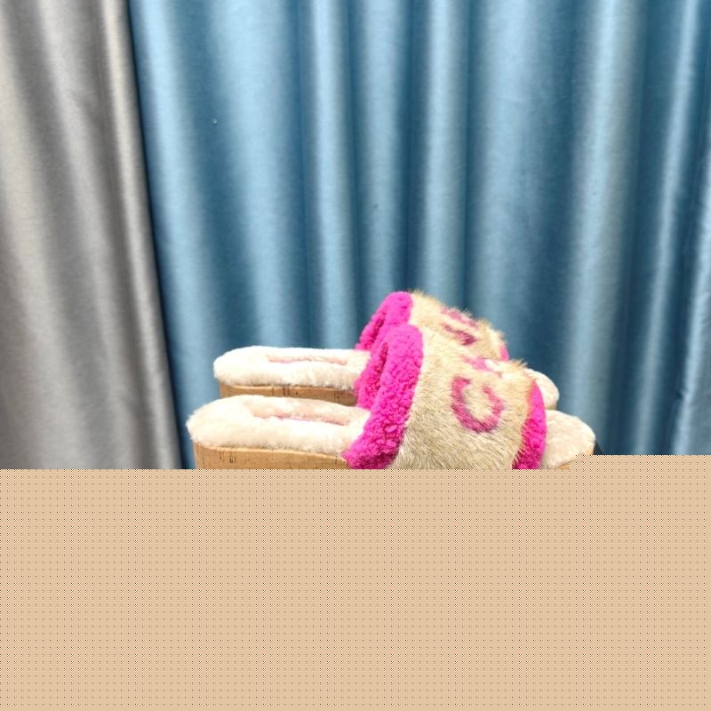 Ch*el slippers